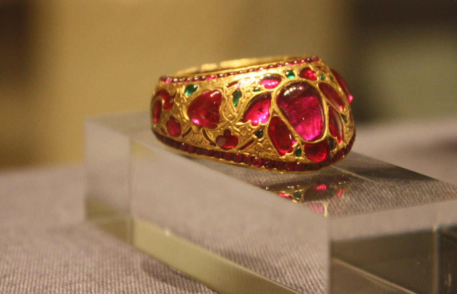 Royal Kundan Gold Ring